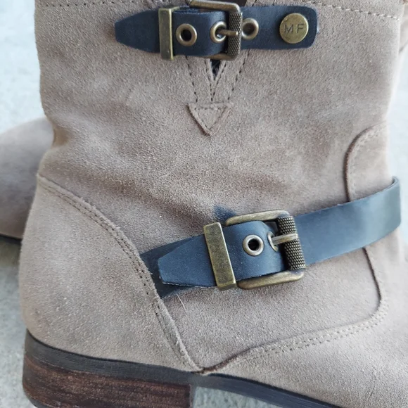 Marc Fisher boots 😃😃😃women's Size 11 - Picture 8 of 9